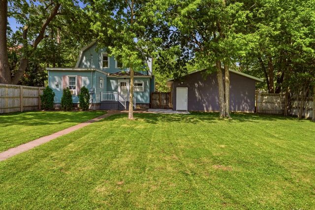 413 20th STREET S, La Crosse, WI 54601