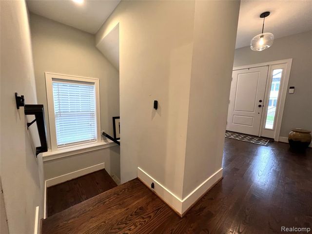 1476 Humphrey Avenue, Birmingham, MI 48009