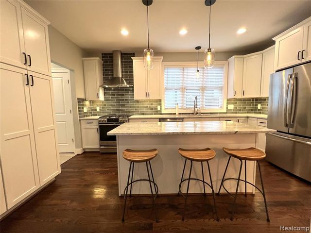 1476 Humphrey Avenue, Birmingham, MI 48009