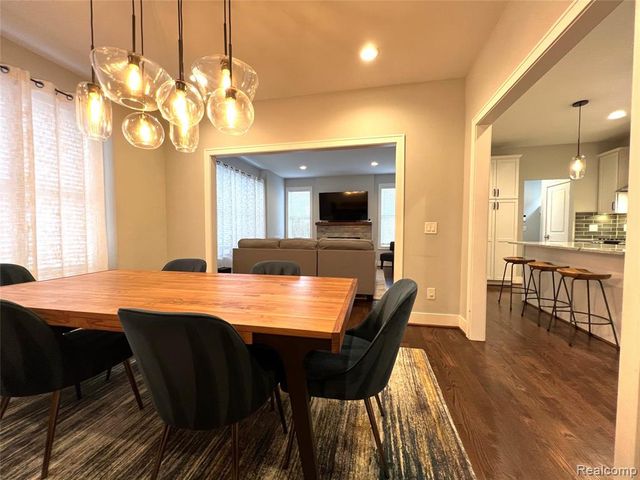 1476 Humphrey Avenue, Birmingham, MI 48009