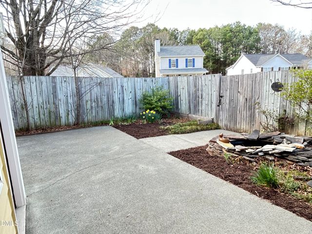 4400 Cottage Stone Drive, Raleigh, NC 27616