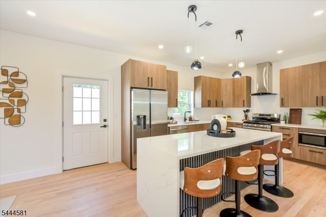 6 Patton Ct, Rochelle Park Twp., NJ 07662