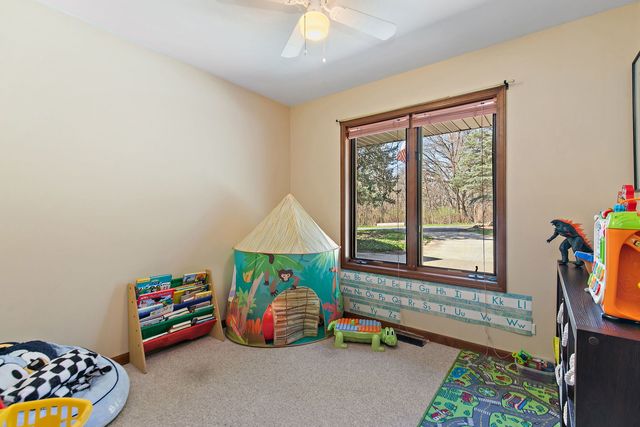 8N999 Corron Road, Elgin, IL 60124