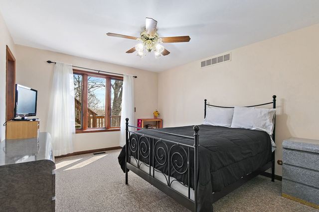 8N999 Corron Road, Elgin, IL 60124