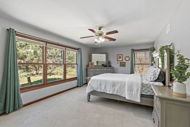 8N999 Corron Road, Elgin, IL 60124