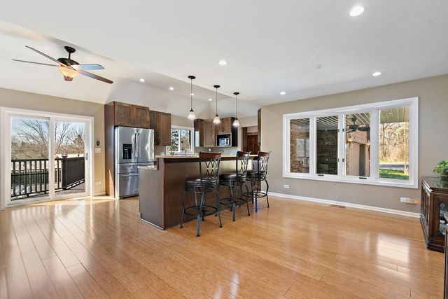 8N999 Corron Road, Elgin, IL 60124