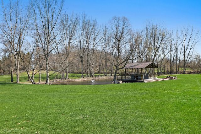8N999 Corron Road, Elgin, IL 60124