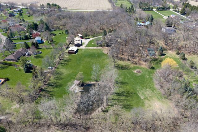 8N999 Corron Road, Elgin, IL 60124
