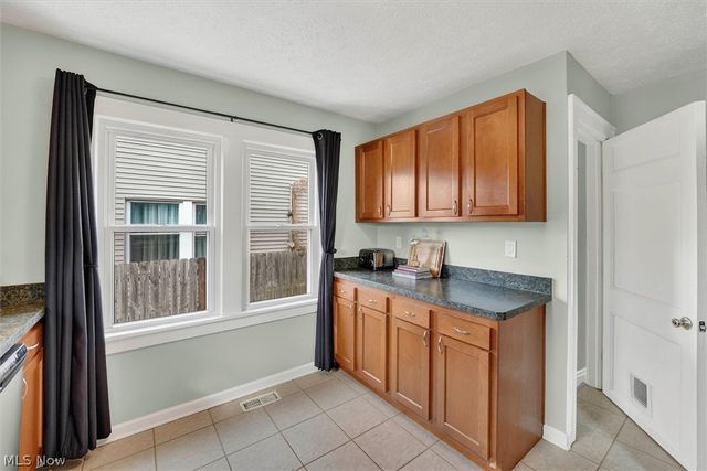 2905 Portman Avenue, Cleveland, OH 44109