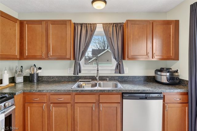 2905 Portman Avenue, Cleveland, OH 44109