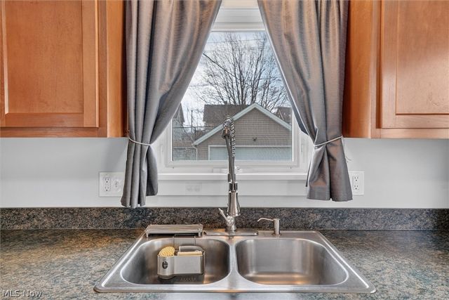 2905 Portman Avenue, Cleveland, OH 44109