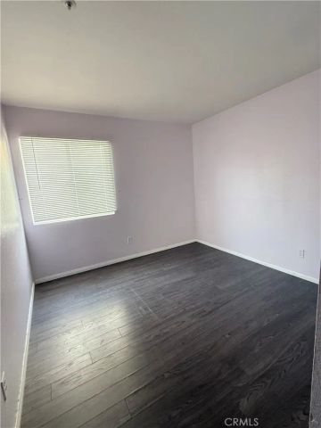 6716 Earhart Ave, Fontana, CA 92336