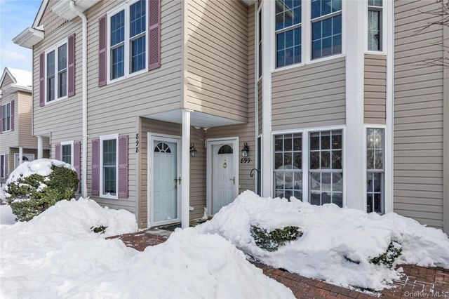 899 Altessa Boulevard, Melville, NY 11747