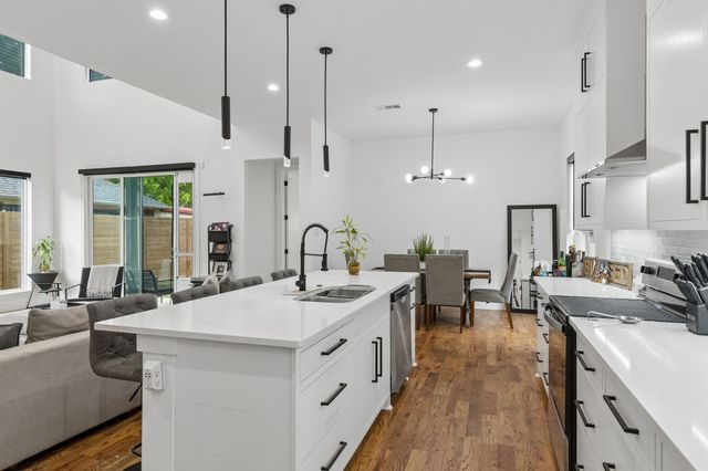 1717 Mcbroom Street, Dallas, TX 75212