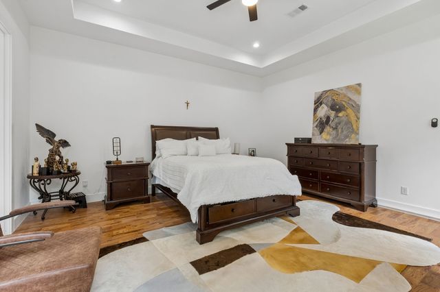 1717 Mcbroom Street, Dallas, TX 75212