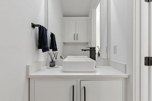 1717 Mcbroom Street, Dallas, TX 75212