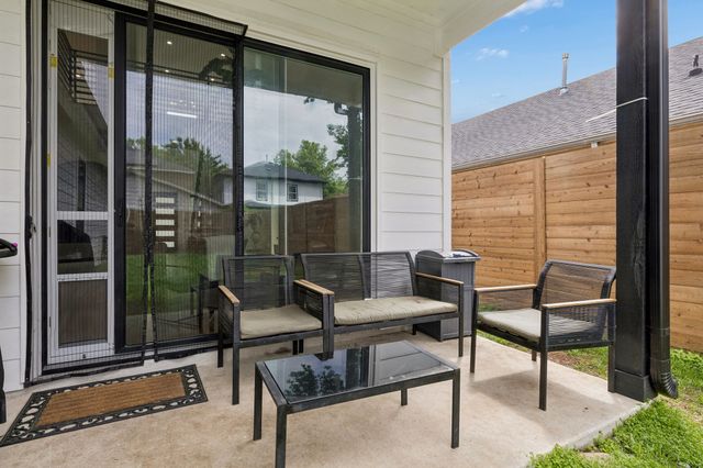 1717 Mcbroom Street, Dallas, TX 75212