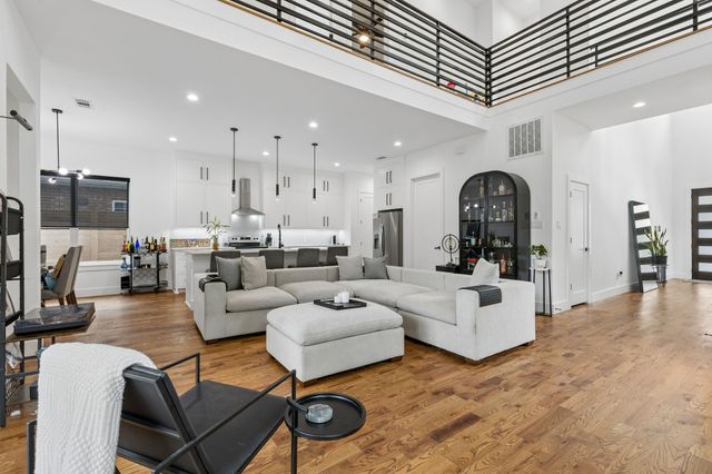 1717 Mcbroom Street, Dallas, TX 75212