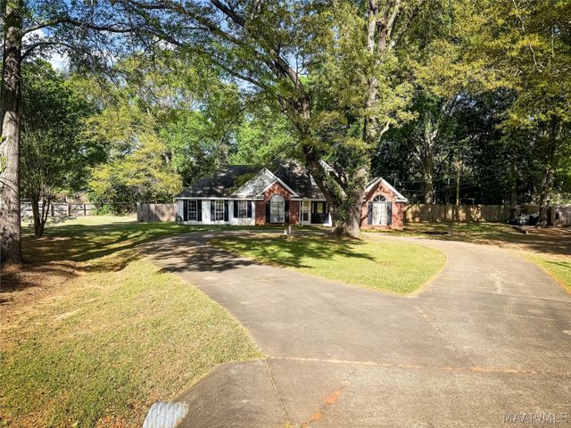 2 Wesley Drive, Deatsville, AL 36022