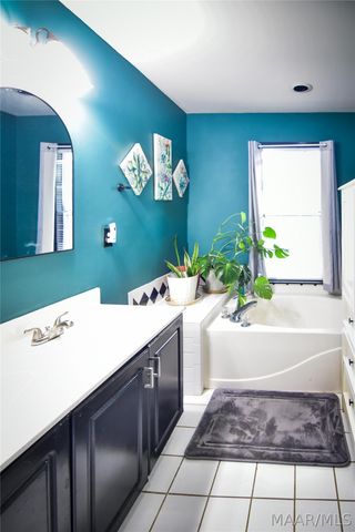 2 Wesley Drive, Deatsville, AL 36022