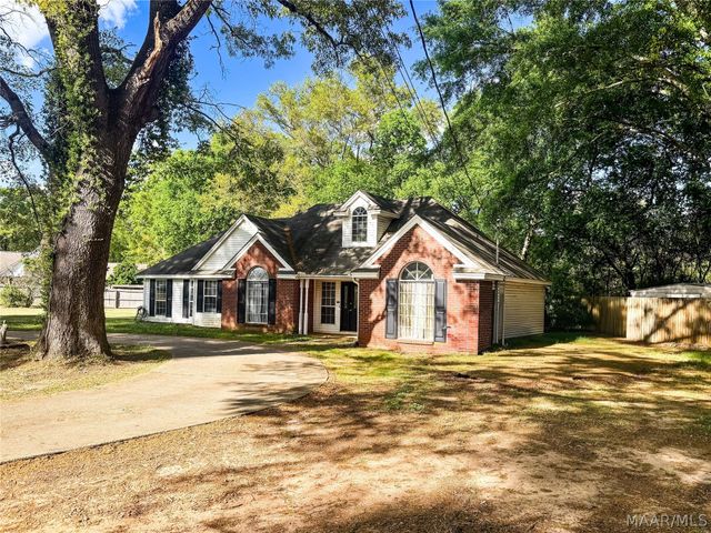 2 Wesley Drive, Deatsville, AL 36022
