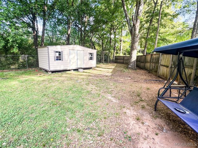 2 Wesley Drive, Deatsville, AL 36022