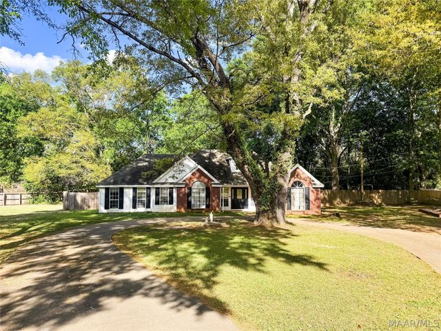 2 Wesley Drive, Deatsville, AL 36022