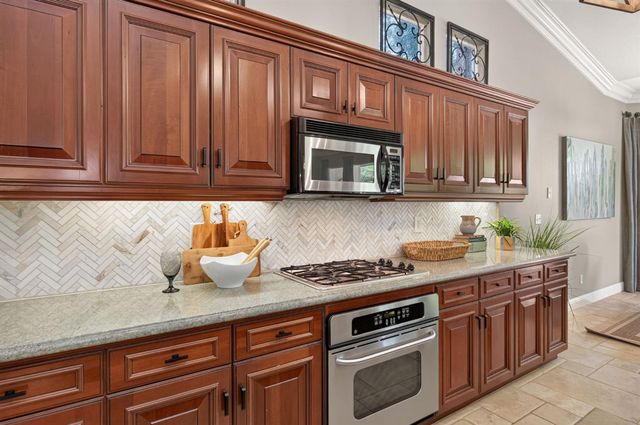3283 Buckingham Avenue, Clovis, CA 93619