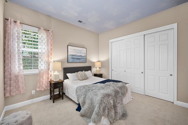 3283 Buckingham Avenue, Clovis, CA 93619