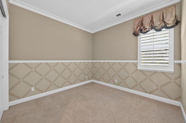 3283 Buckingham Avenue, Clovis, CA 93619