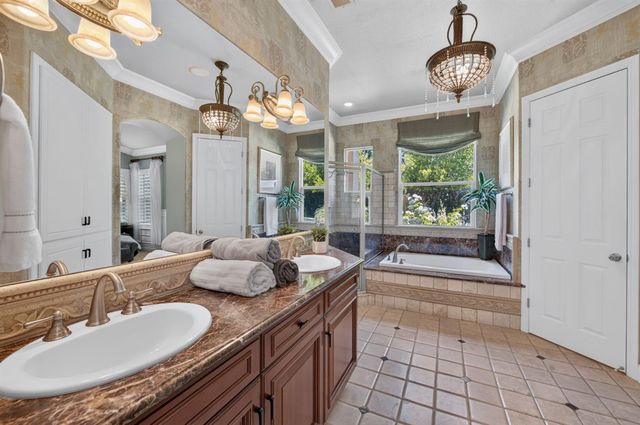 3283 Buckingham Avenue, Clovis, CA 93619