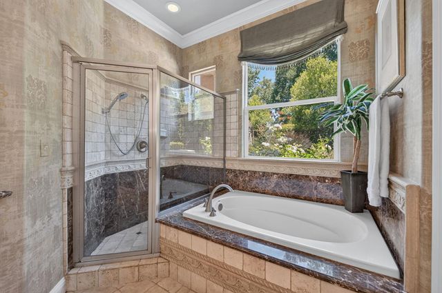 3283 Buckingham Avenue, Clovis, CA 93619