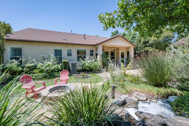 3283 Buckingham Avenue, Clovis, CA 93619