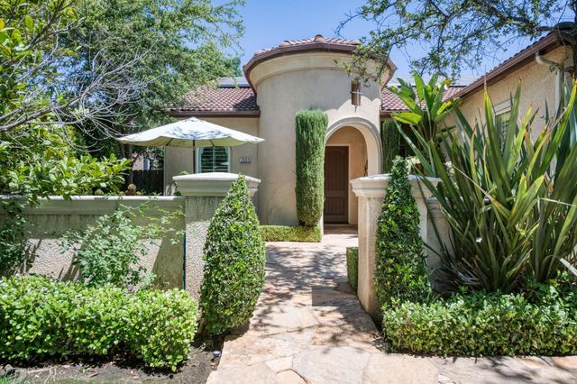 3283 Buckingham Avenue, Clovis, CA 93619
