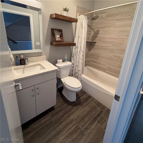 3110 Vine Court, Cleveland, OH 44113