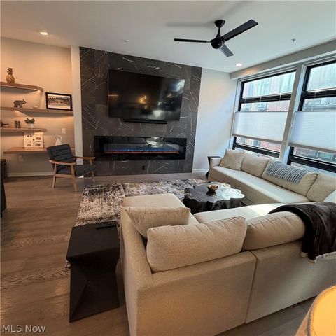 3110 Vine Court, Cleveland, OH 44113