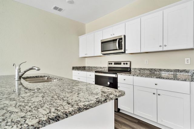241 Waterbuck LOOP, Hutto, TX 78634