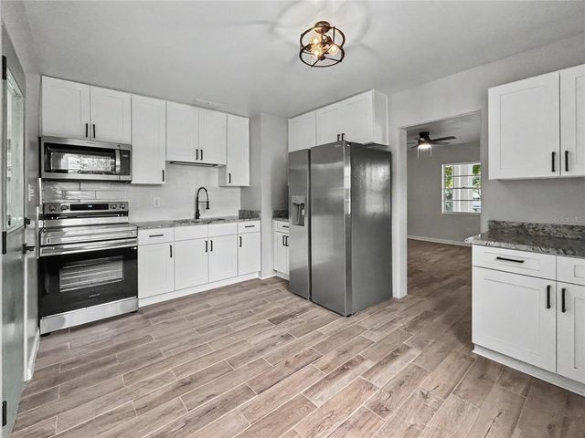 128 CENTER STREET, Winter Haven, FL 33880