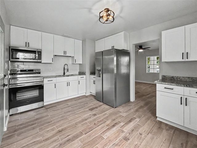 128 CENTER STREET, Winter Haven, FL 33880