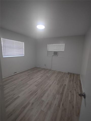 1350 E Sample Rd 312, Pompano Beach, FL 33064