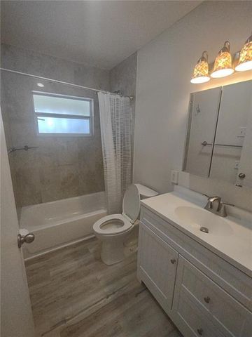 1350 E Sample Rd 312, Pompano Beach, FL 33064