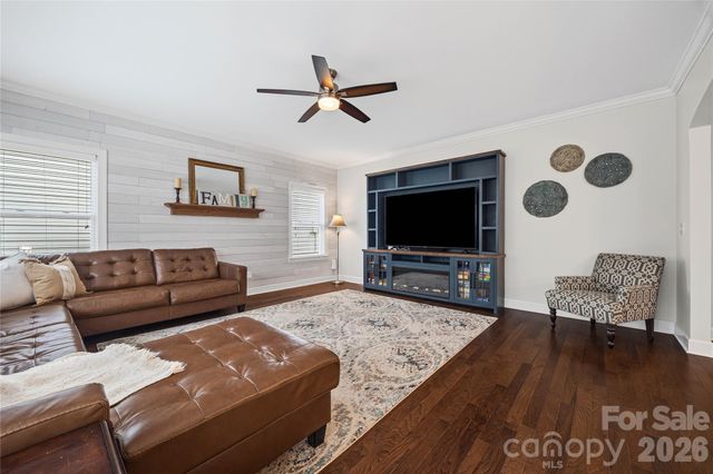 2145 Bluebell Way, Tega Cay, SC 29708