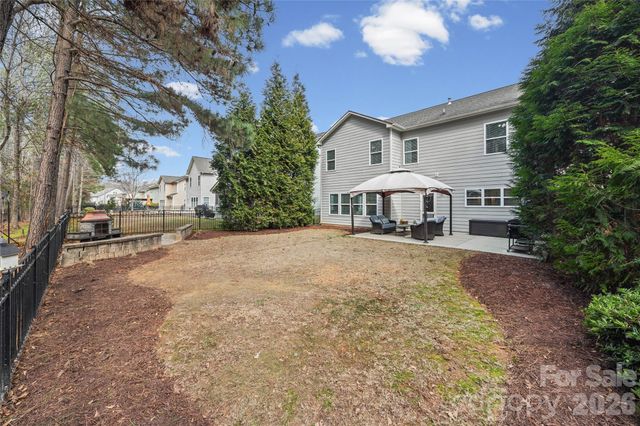 2145 Bluebell Way, Tega Cay, SC 29708