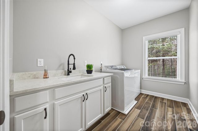 2145 Bluebell Way, Tega Cay, SC 29708