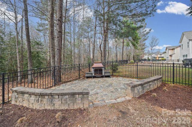 2145 Bluebell Way, Tega Cay, SC 29708