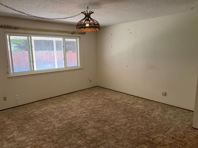 4716 Oak Ford Way, Sacramento, CA 95842