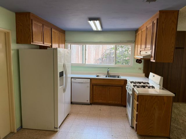 4716 Oak Ford Way, Sacramento, CA 95842