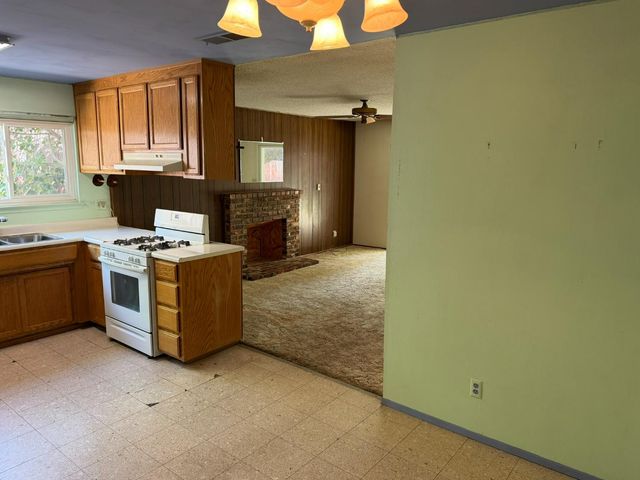 4716 Oak Ford Way, Sacramento, CA 95842