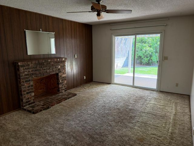 4716 Oak Ford Way, Sacramento, CA 95842