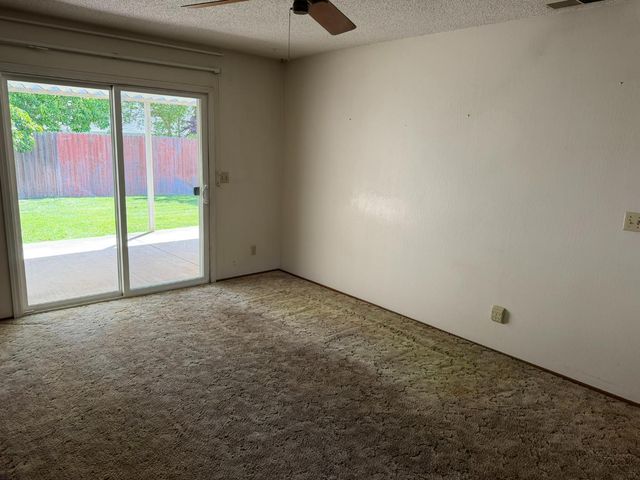 4716 Oak Ford Way, Sacramento, CA 95842